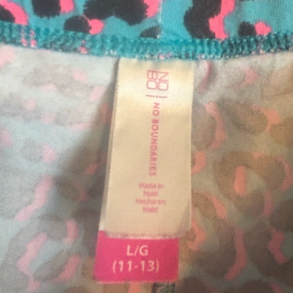 EUC Women’s No Boundaries Electrifying Blue and Pink Cheetah Leggings - Picture 3 of 6